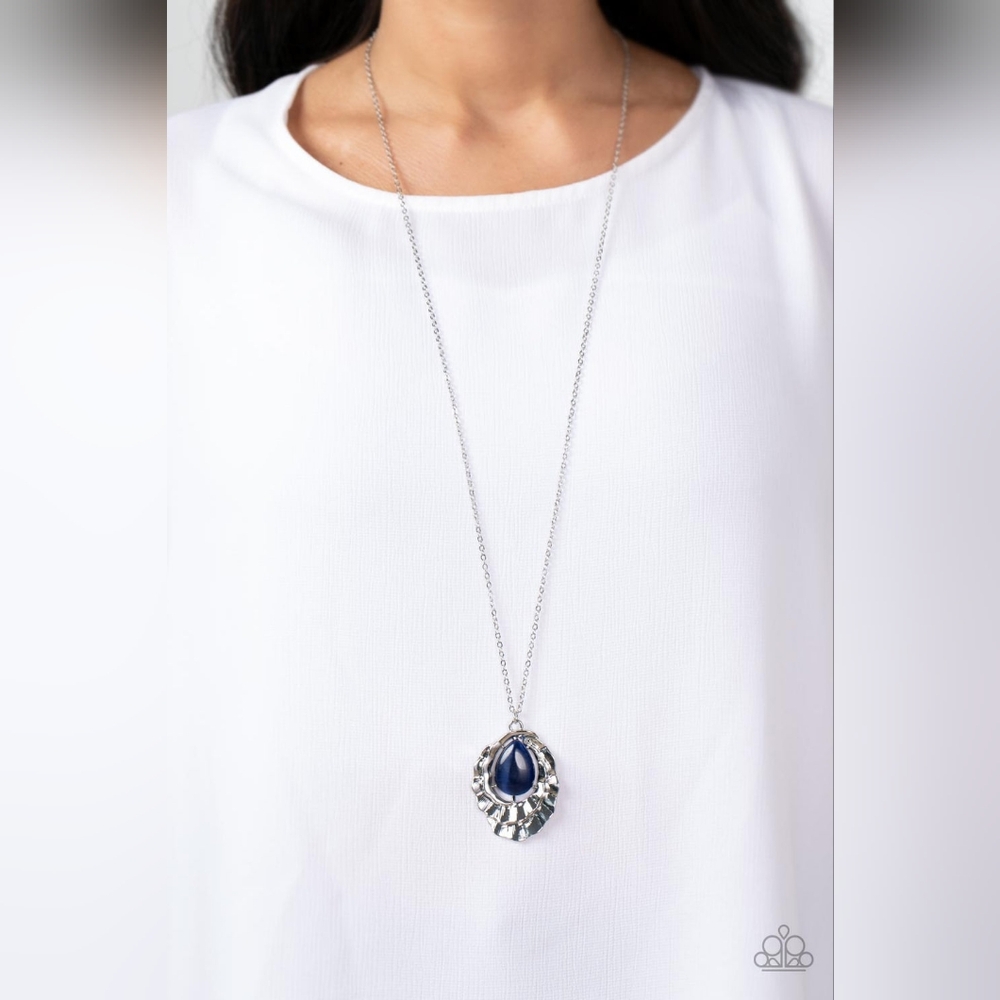 Titanic Trinket Necklace